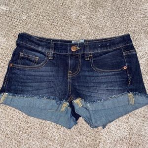 dark wash jean shorts